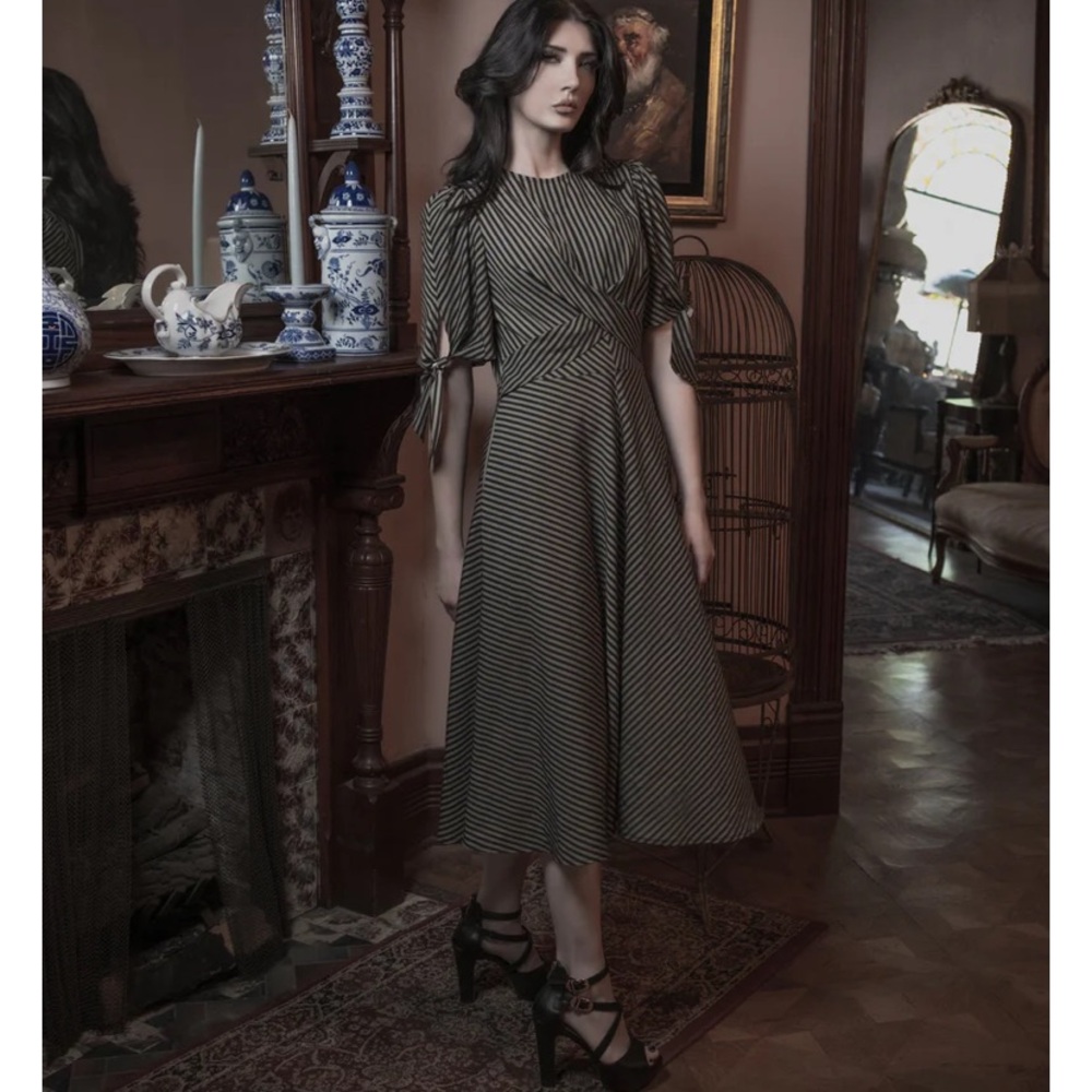 Lively Ghosts Vertigo Dress